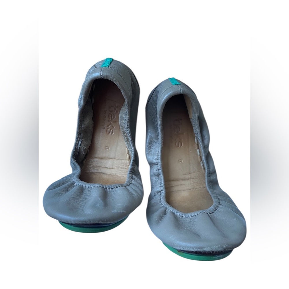 Tieks by Gavrieli Grey Italian Leather Foldable Ballet Flats Size 6 - Picture 2 of 8